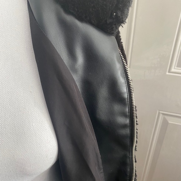 Zara faux fur - Picture 2 of 8